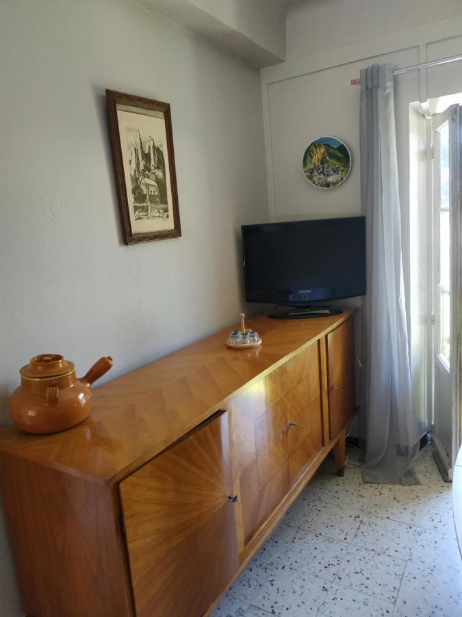 La Para Apartment Péone Екстериор снимка